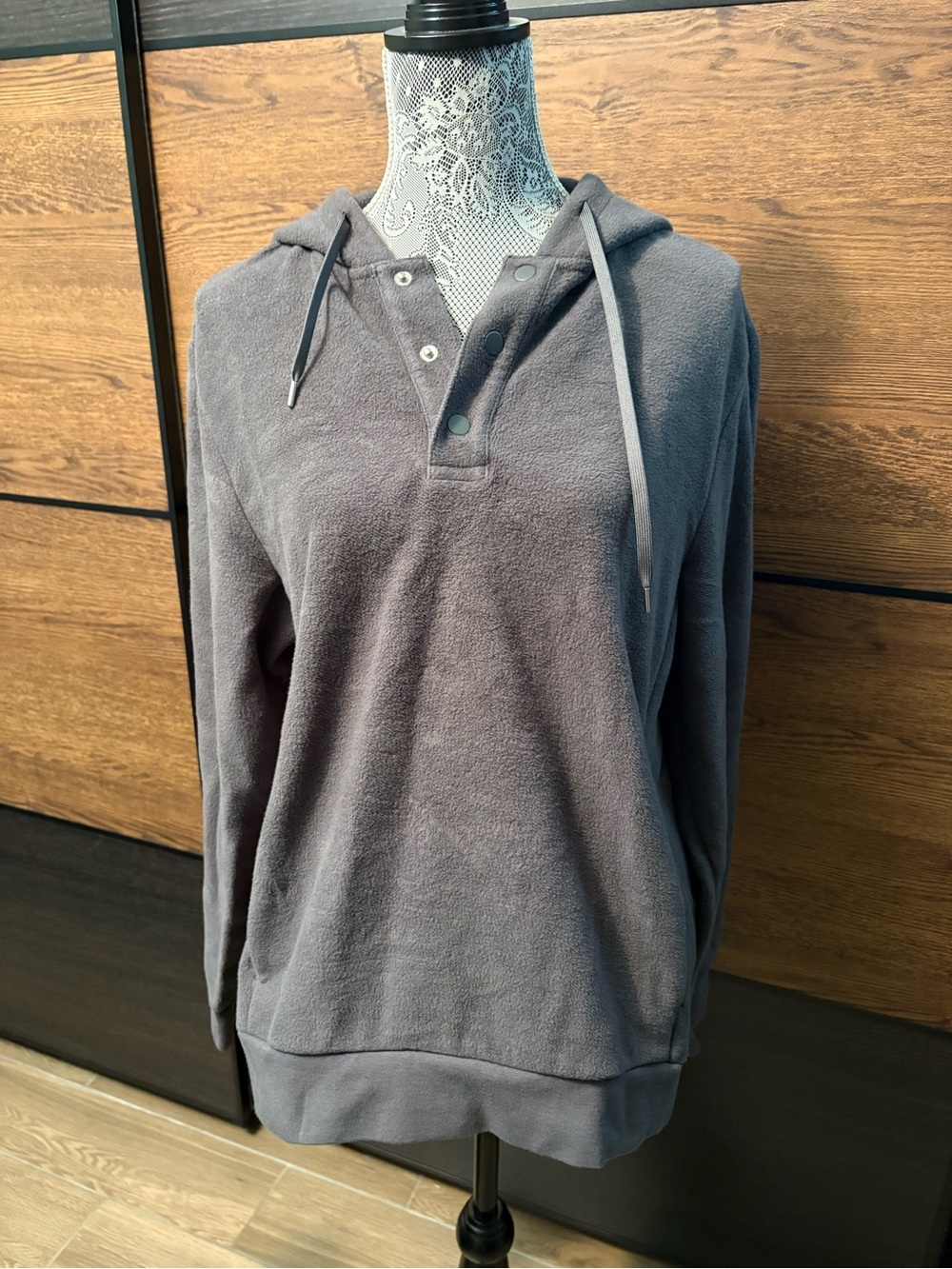 Club Monaco Gray Hooded Pullover Fleece Sweater